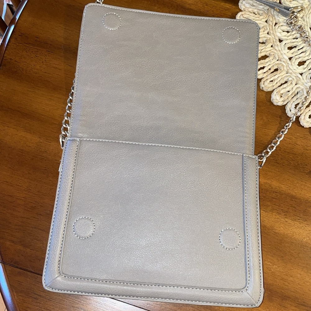 BCBG Shoulder bag - Picture 3 of 8